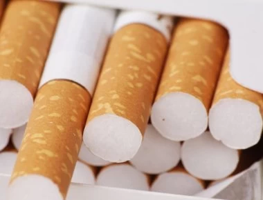 Στα πόσα τσιγάρα αυξάνεται ο κίνδυνος για την υγεία μας;